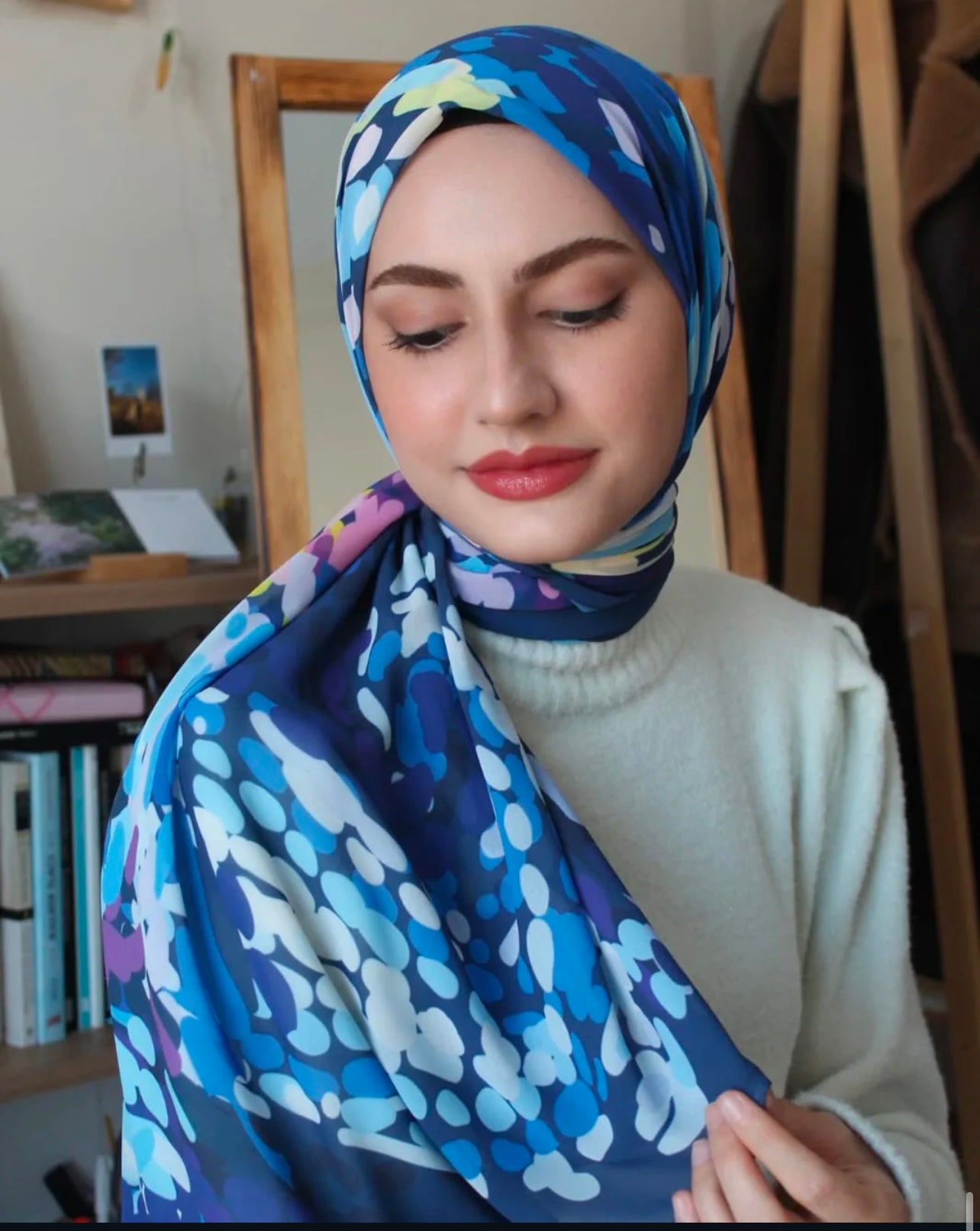 LAYAN chiffon styled in Istanbul